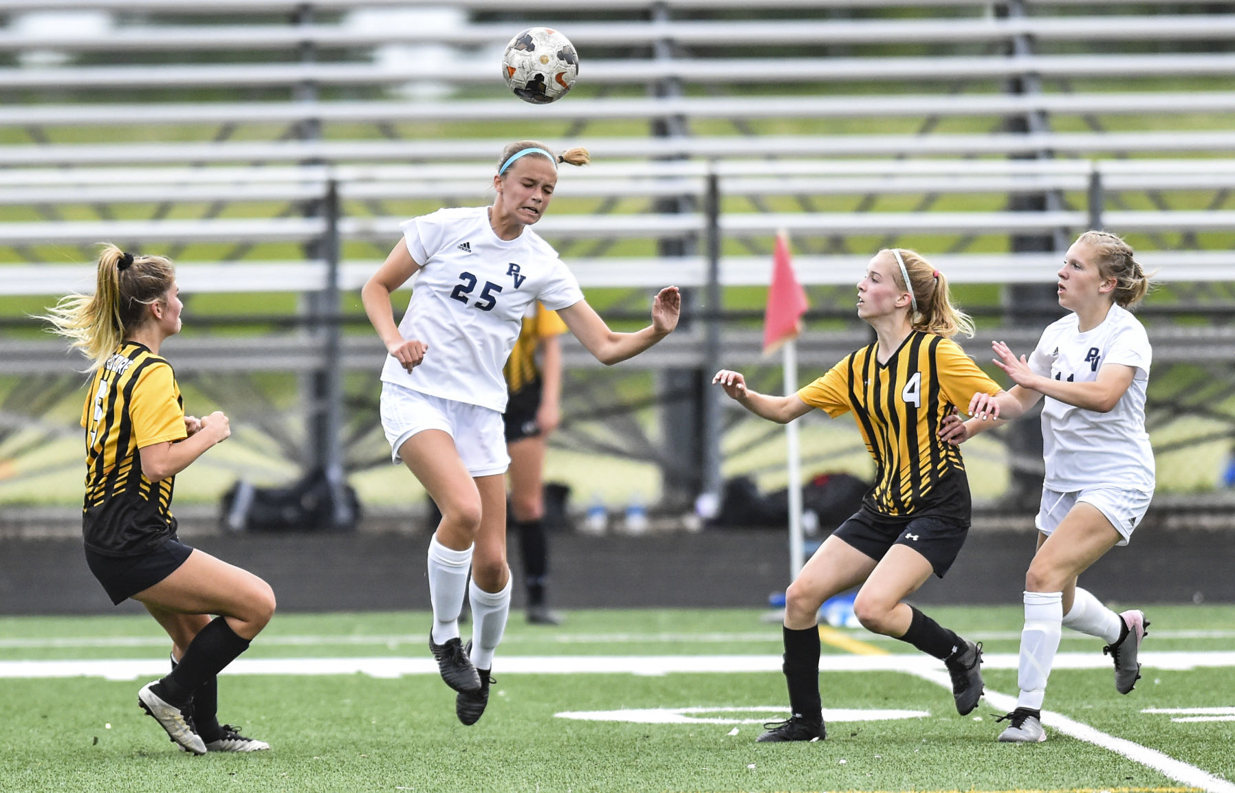 060319-qct-spt-bett-pv-soccer-24.jpg
